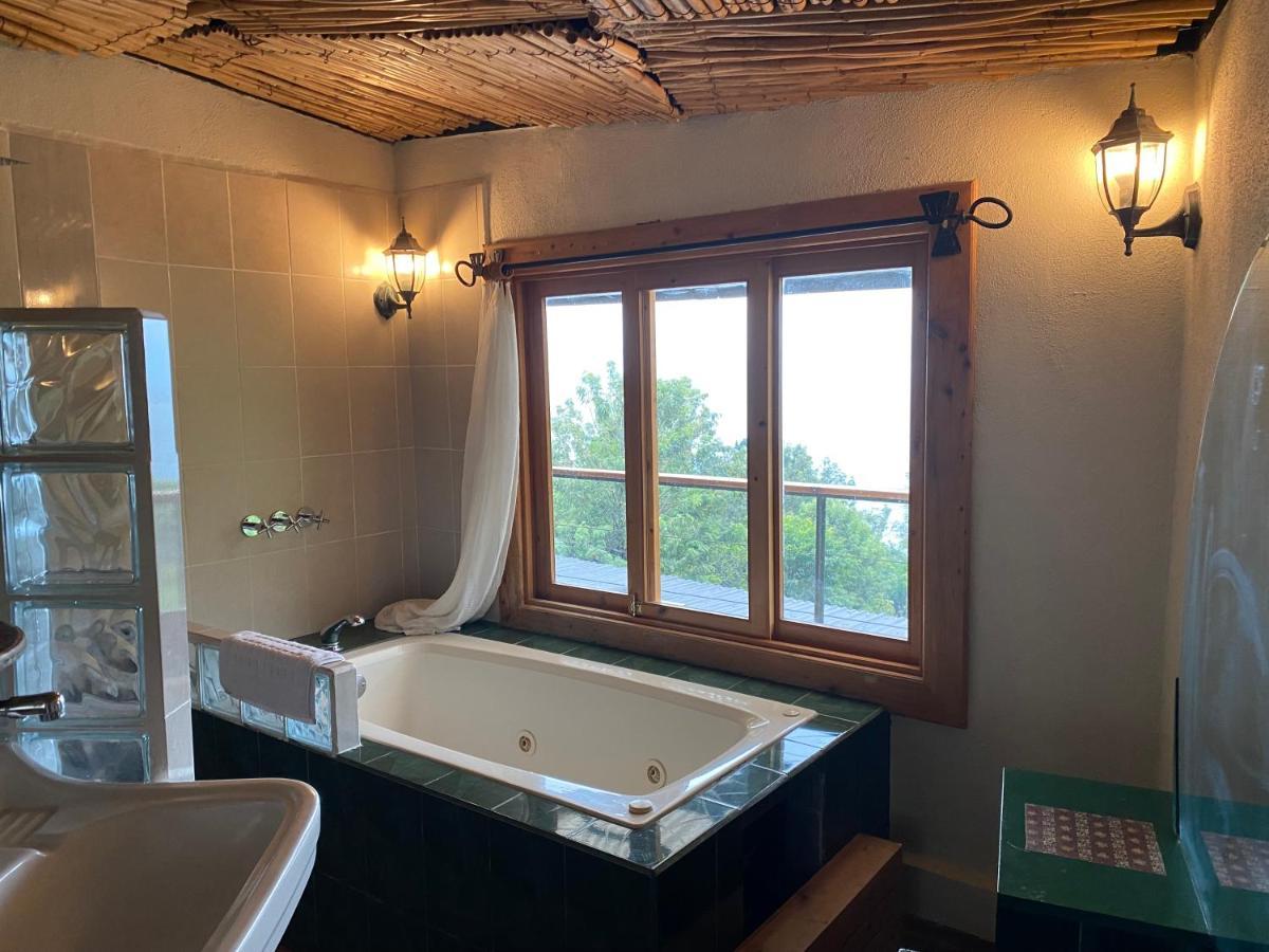 Jenna'S River Bed And Breakfast Хуканья Экстерьер фото